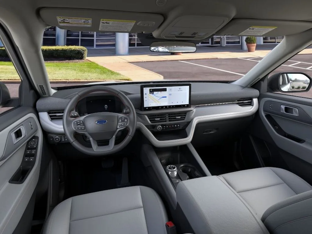 New 2026 Star White Metallic Tri-Coat Ford Active™ image 9