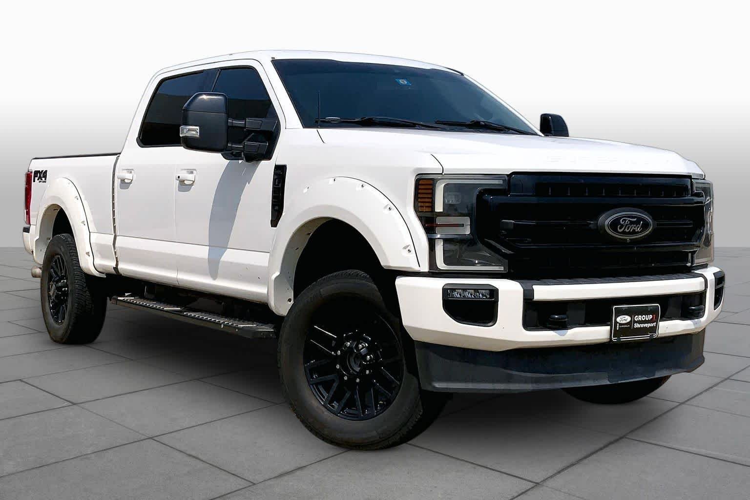 Used 2020 Star White Metallic Tri-Coat Ford LARIAT image 3