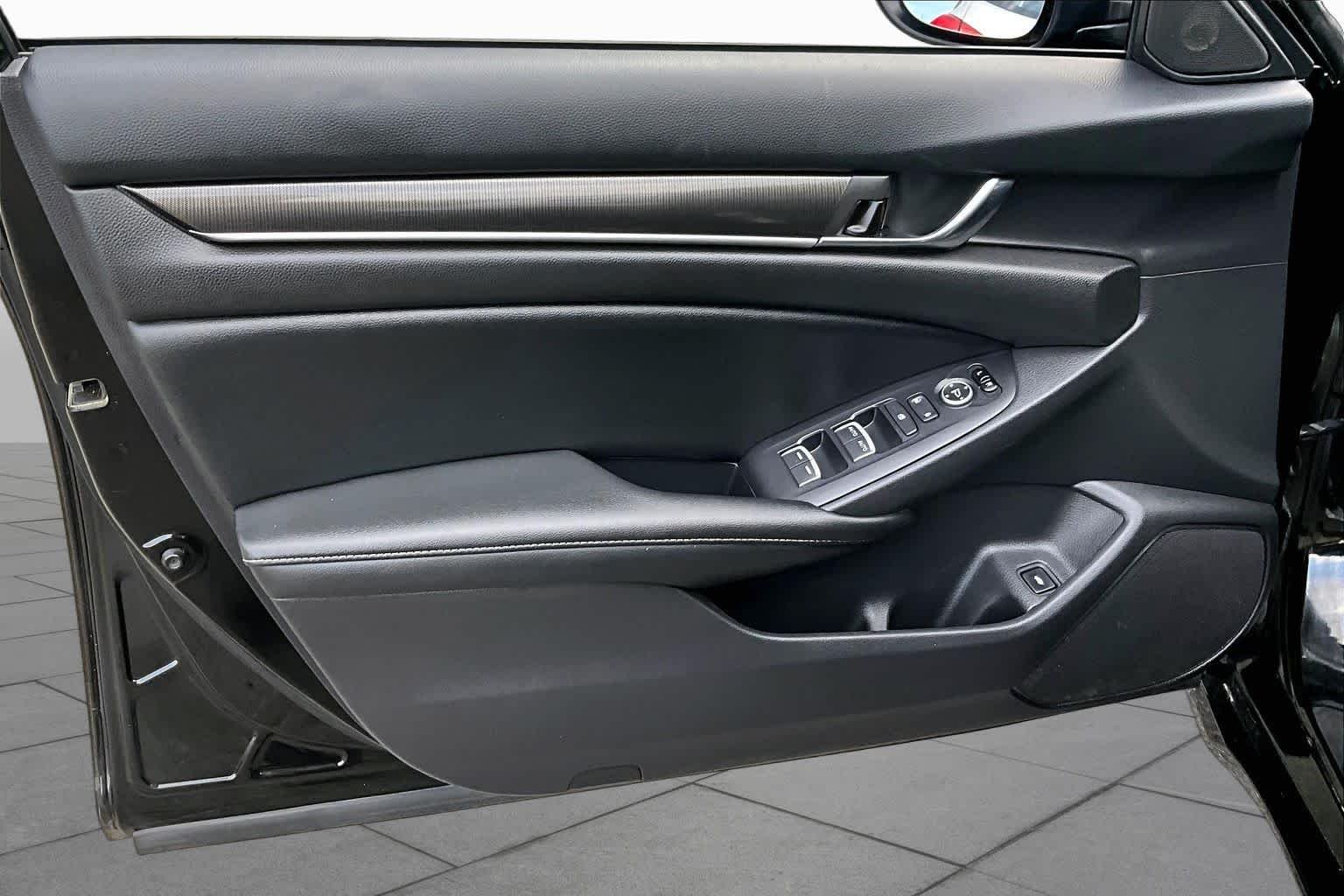 Used 2022 Crystal Black Pearl Honda Sport image 20
