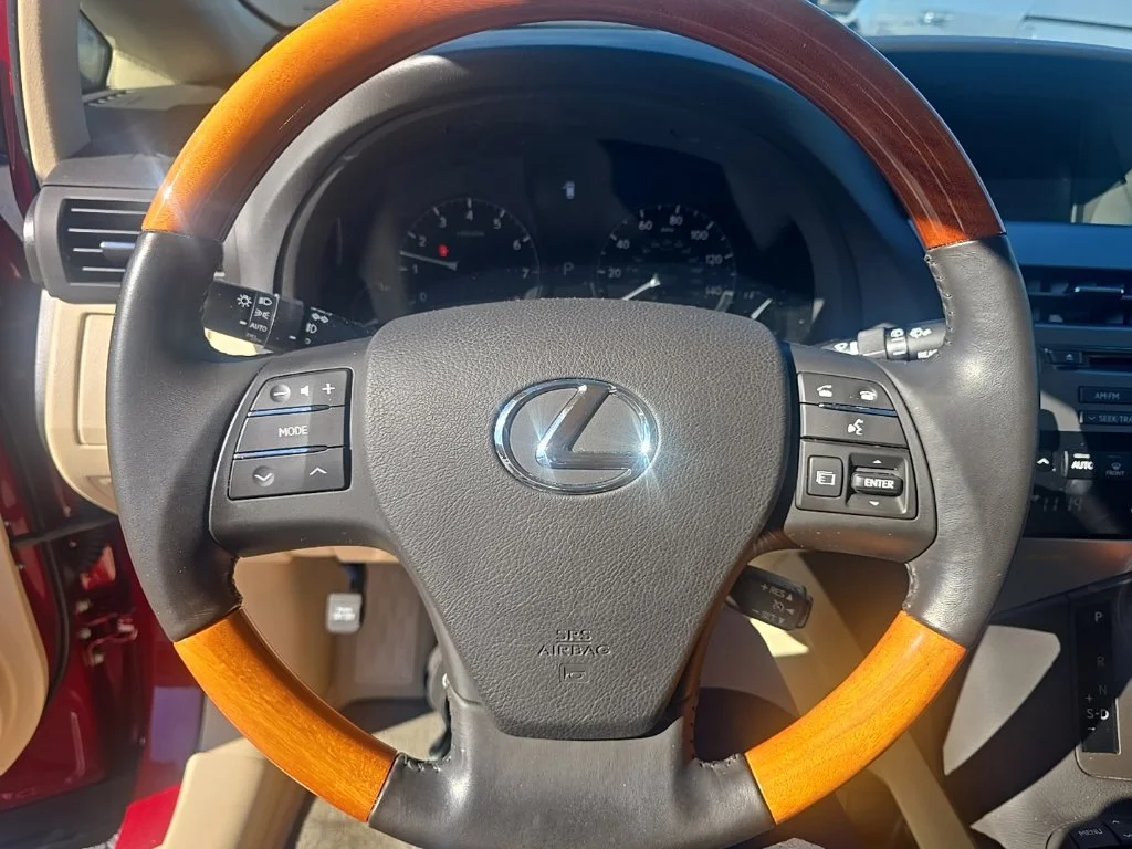 Used 2011 Red Lexus 350 image 14