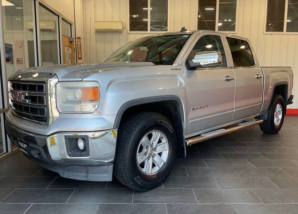 Used 2014 Silver GMC SLE image 2