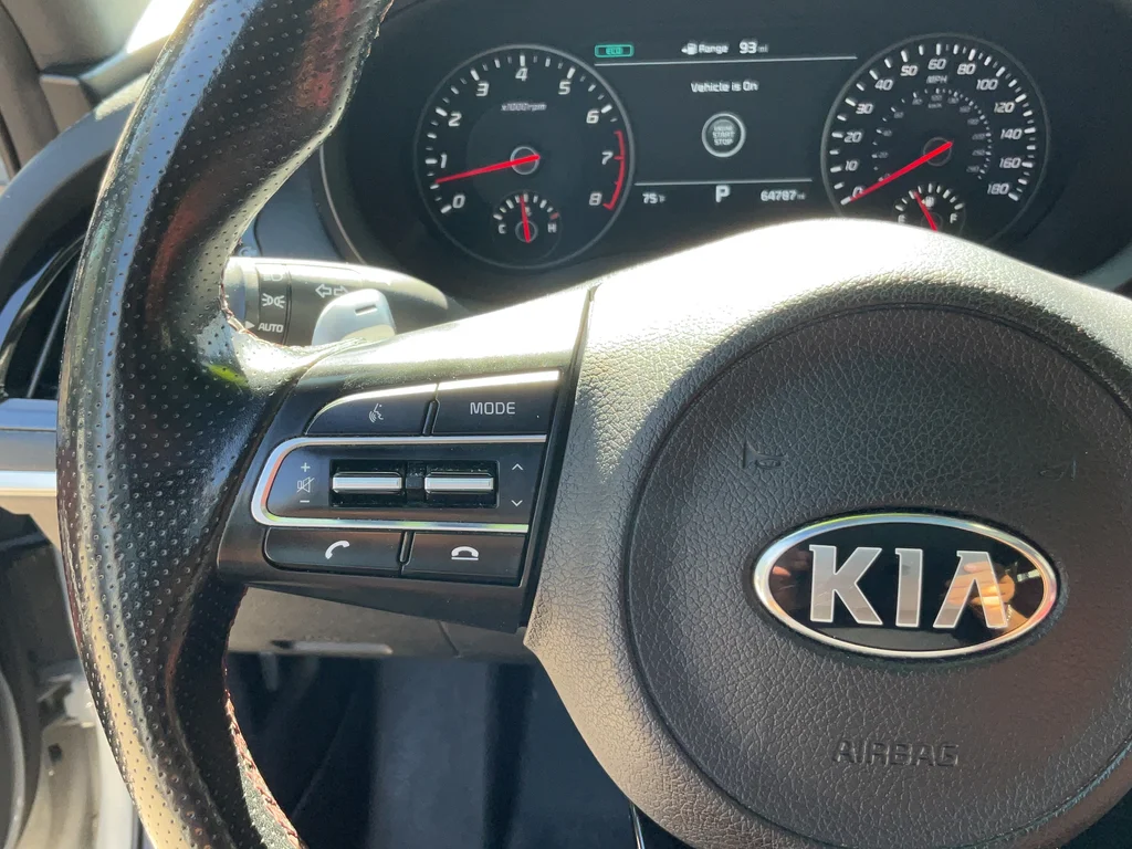 Used 2020 White Kia GT1 image 16