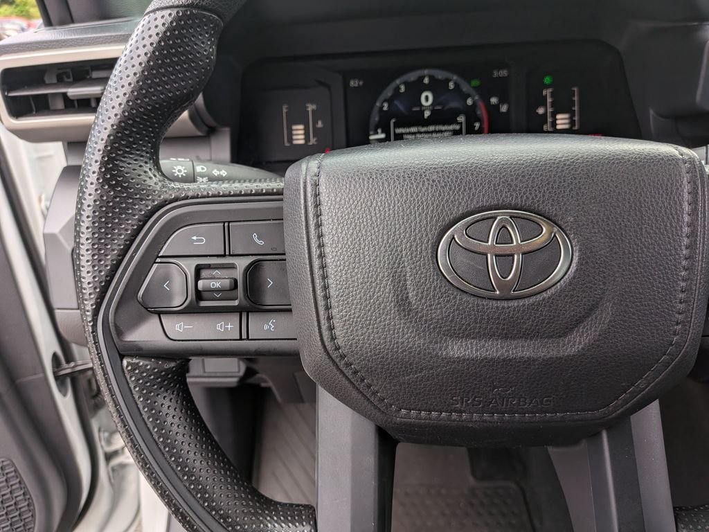 Certified Used 2025 White Toyota SR image 14
