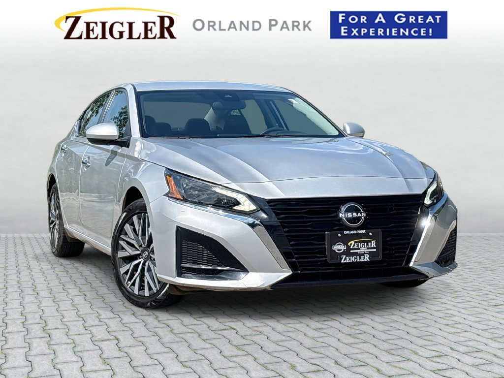 2023 Nissan Altima SV