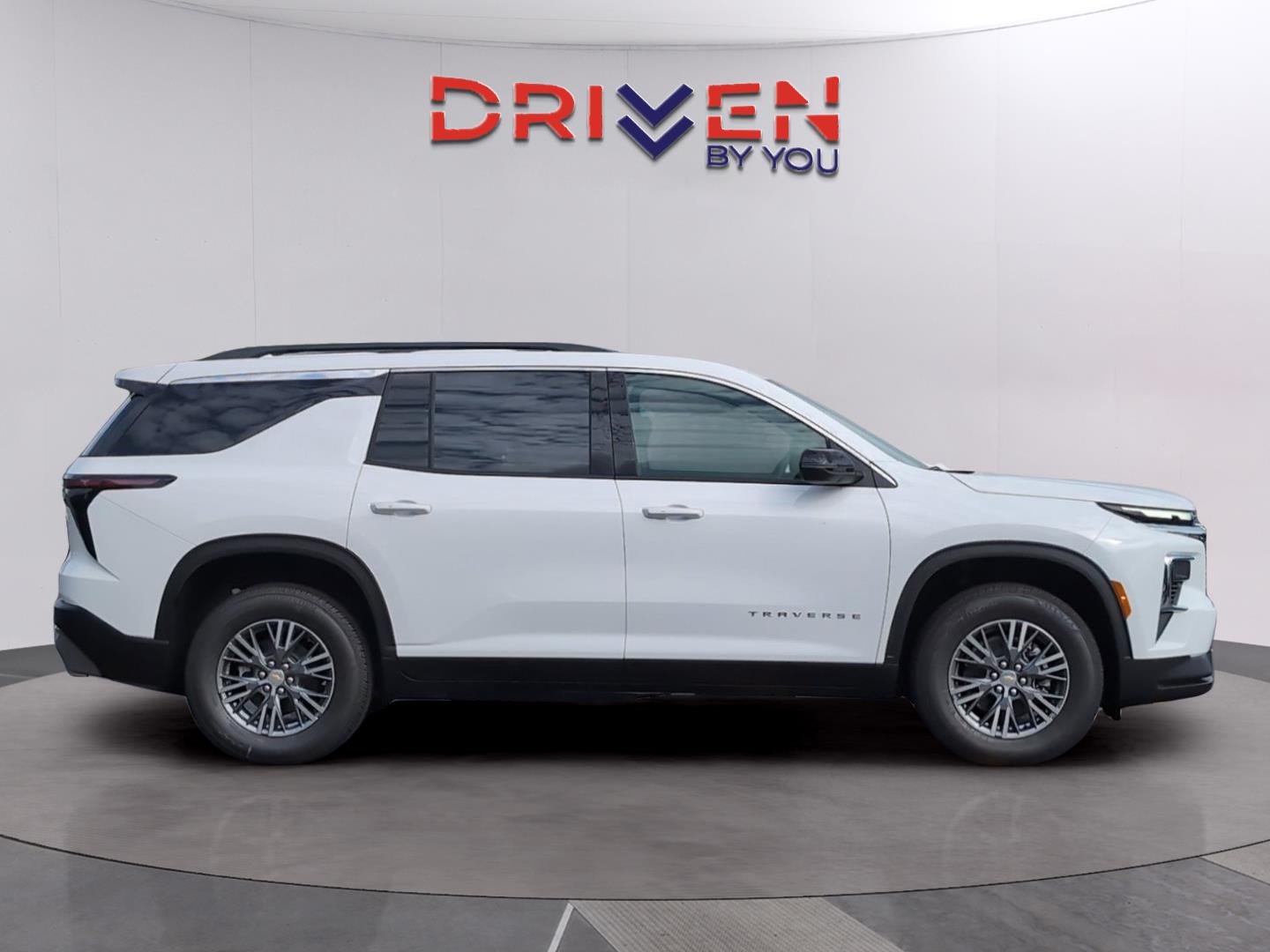 2026 Chevrolet Traverse LT - Photo 6