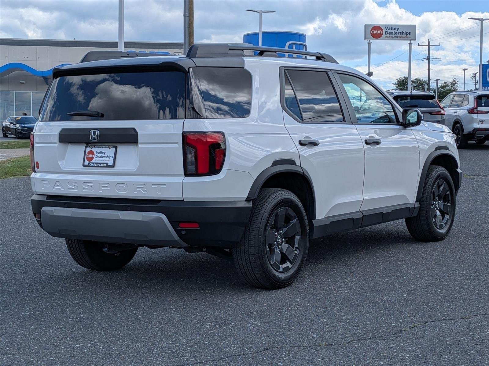 Used 2026 Platinum White Pearl Honda RTL image 5