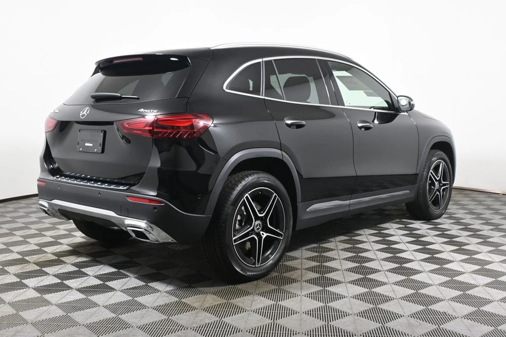 Used 2026 Black Mercedes-Benz GLA 250 image 7