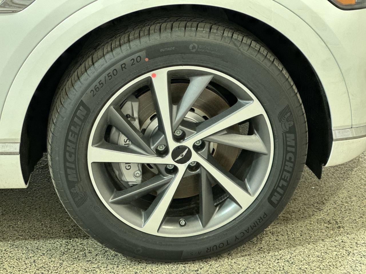 New 2026 Uyuni White Genesis 2.5T SELECT image 10
