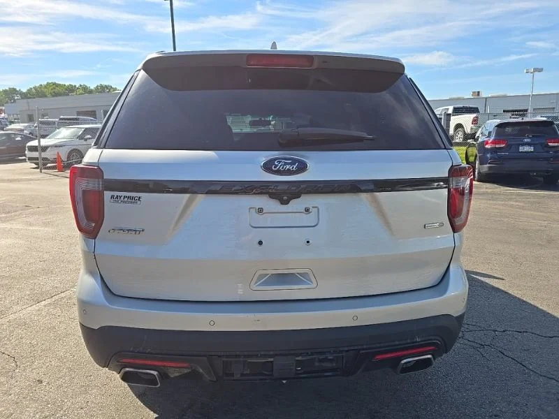 Used 2016 Silver Ford Sport image 6