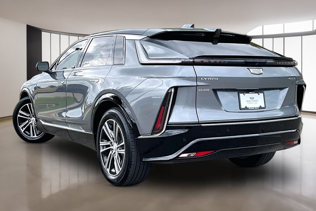 Used 2023 Gray Cadillac Luxury image 12