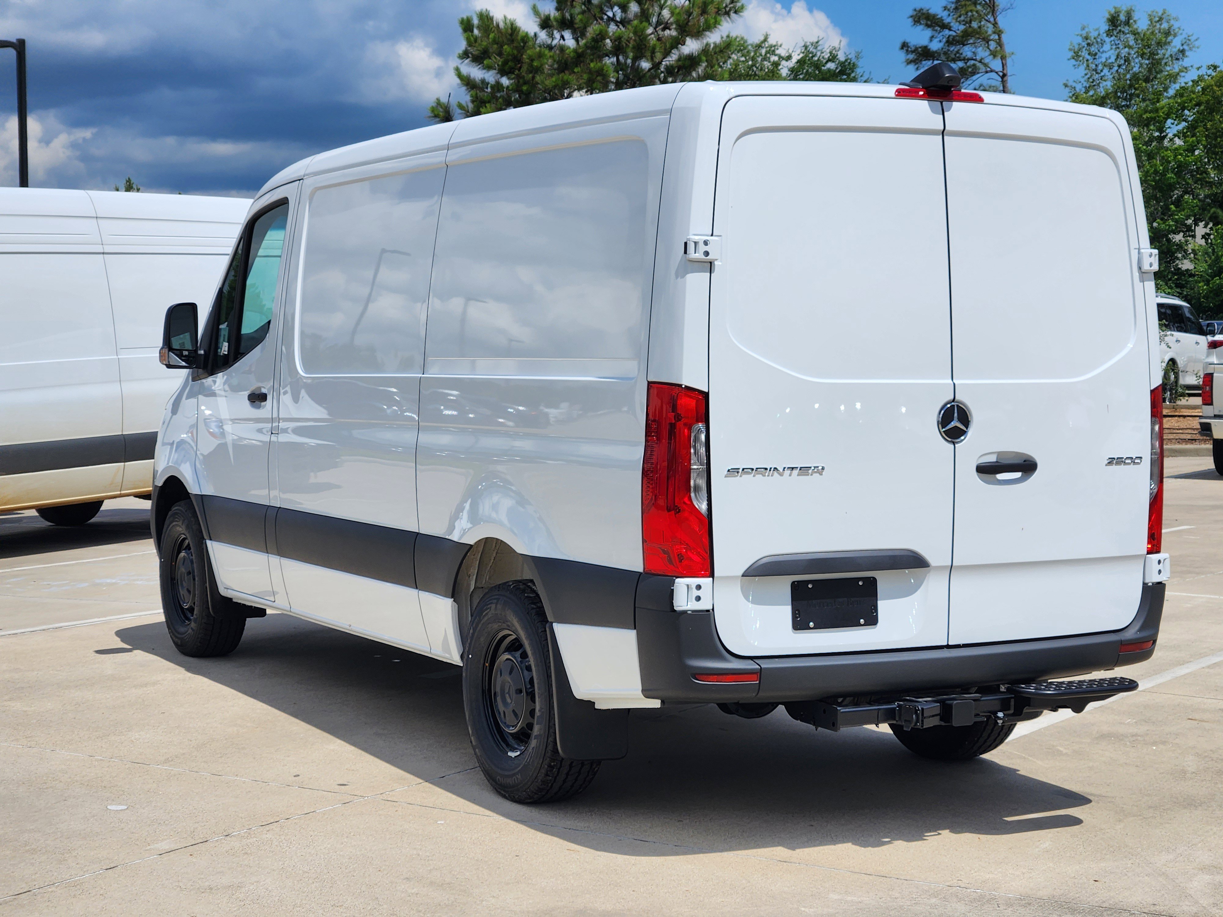 New 2026 Arctic White Mercedes-Benz Cargo 144 WB image 5