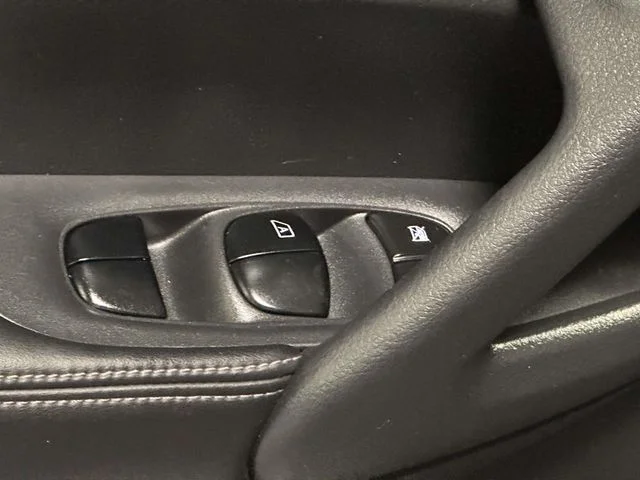 Used 2017 Magnetic Black Nissan SL image 14