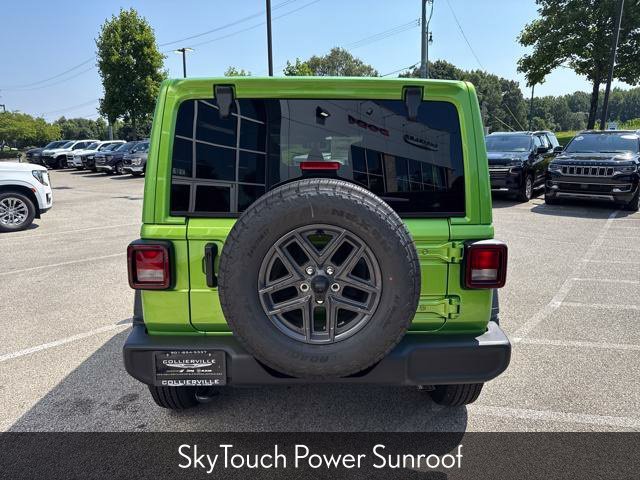 New 2025 Mojito Clear-Coat Exterior Paint Jeep Sport S image 4