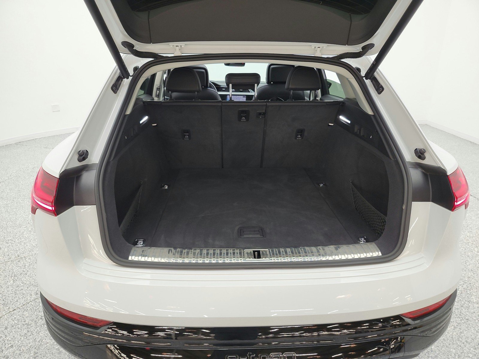 Used 2024 Glacier White Metallic Audi Premium image 21