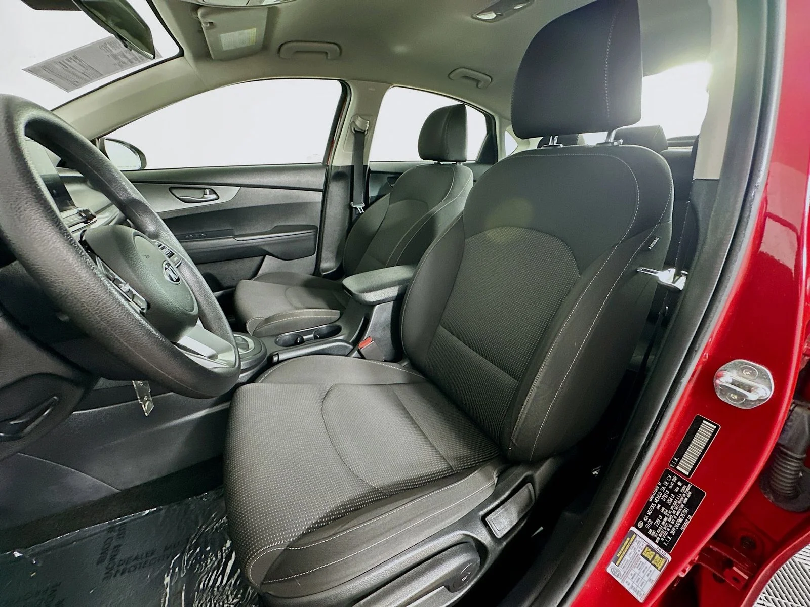 Used 2021 Currant Red Kia LXS image 19