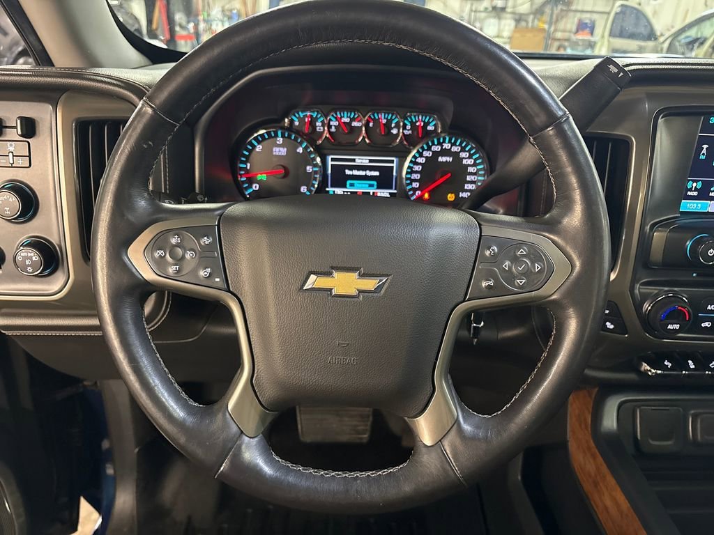 Used 2017 DEEP OCEAN BLUE METALLIC Chevrolet High Country image 20