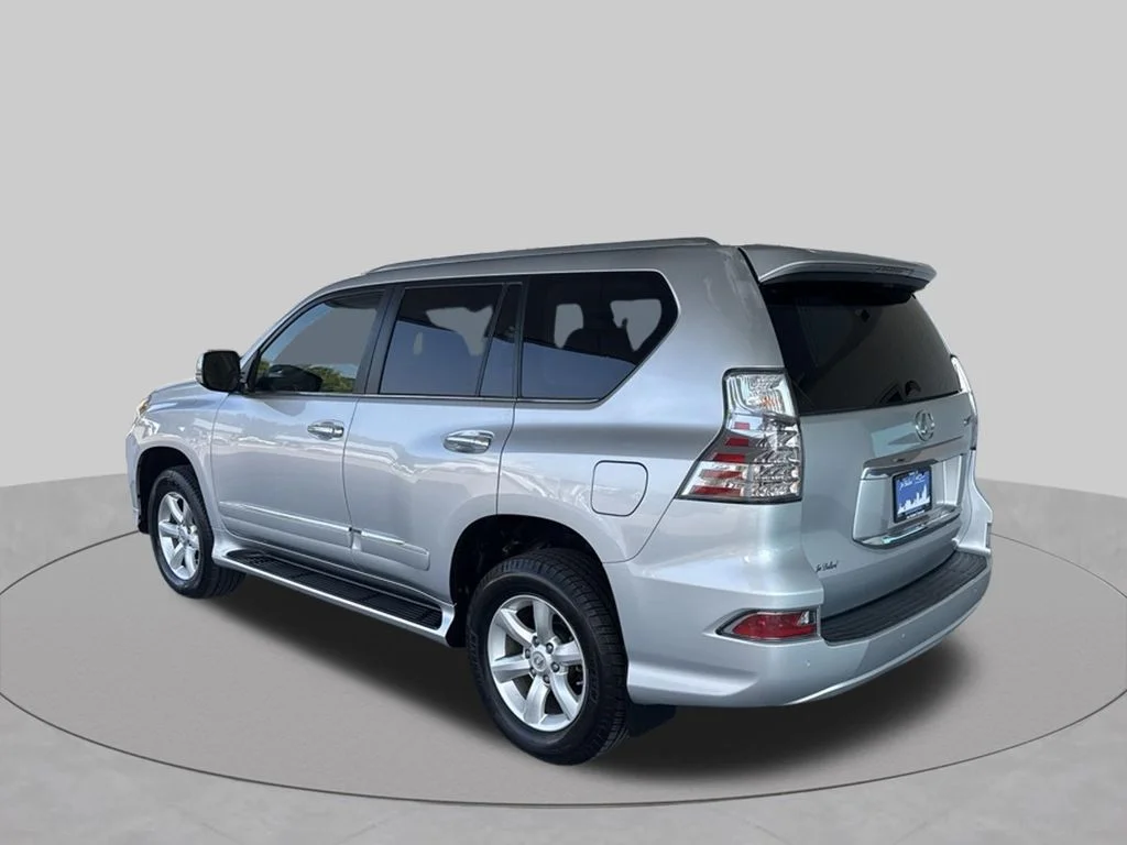 Used 2019 Silver Lexus 460 image 5