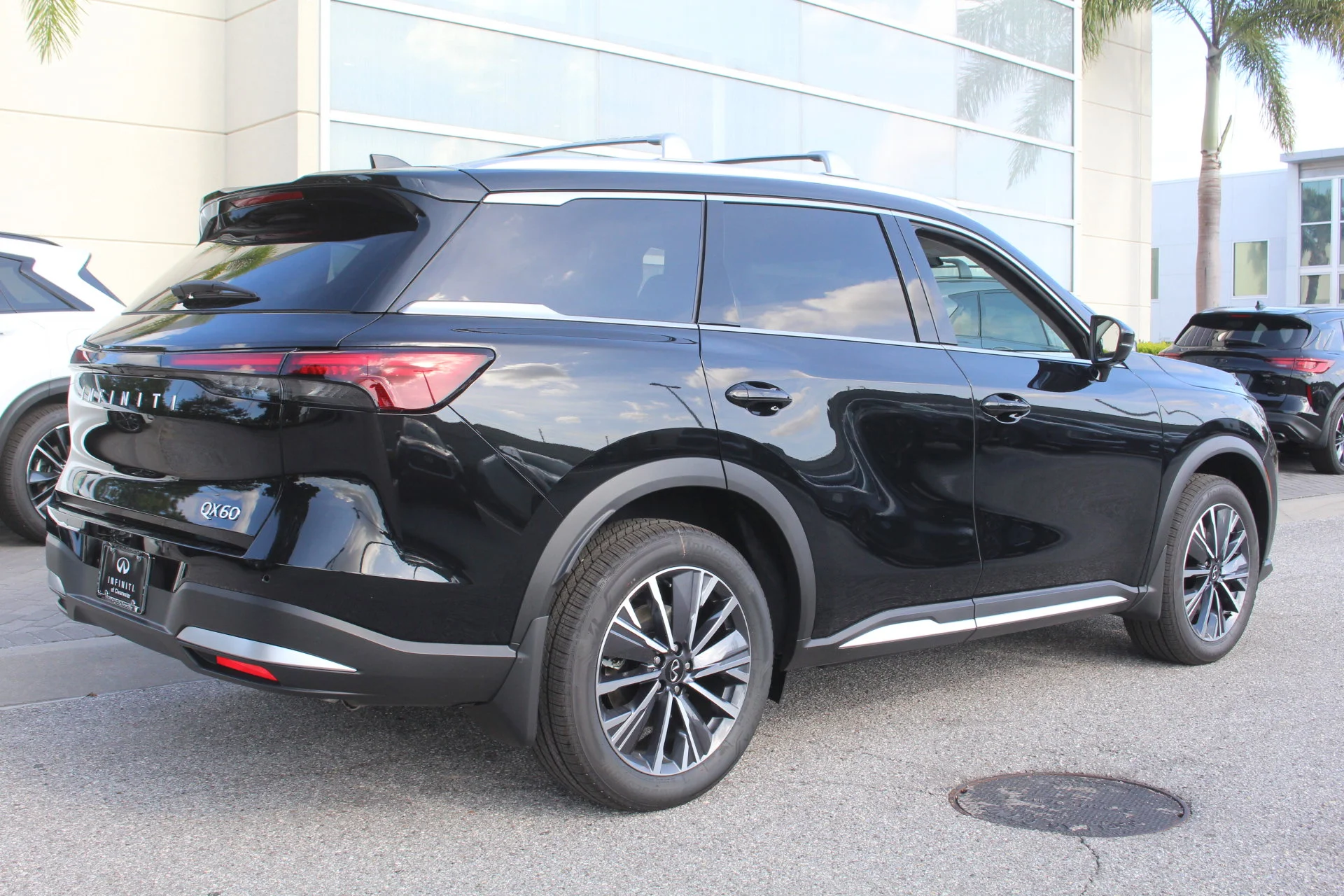 2026 INFINITI QX60 LUXE - Photo 6