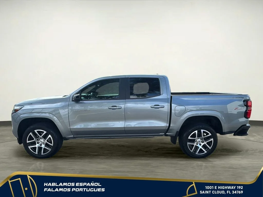 Used 2024 Sterling Gray Metallic Chevrolet Z71 image 3