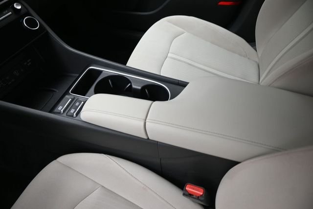 Used 2024 Gray Hyundai SEL image 31
