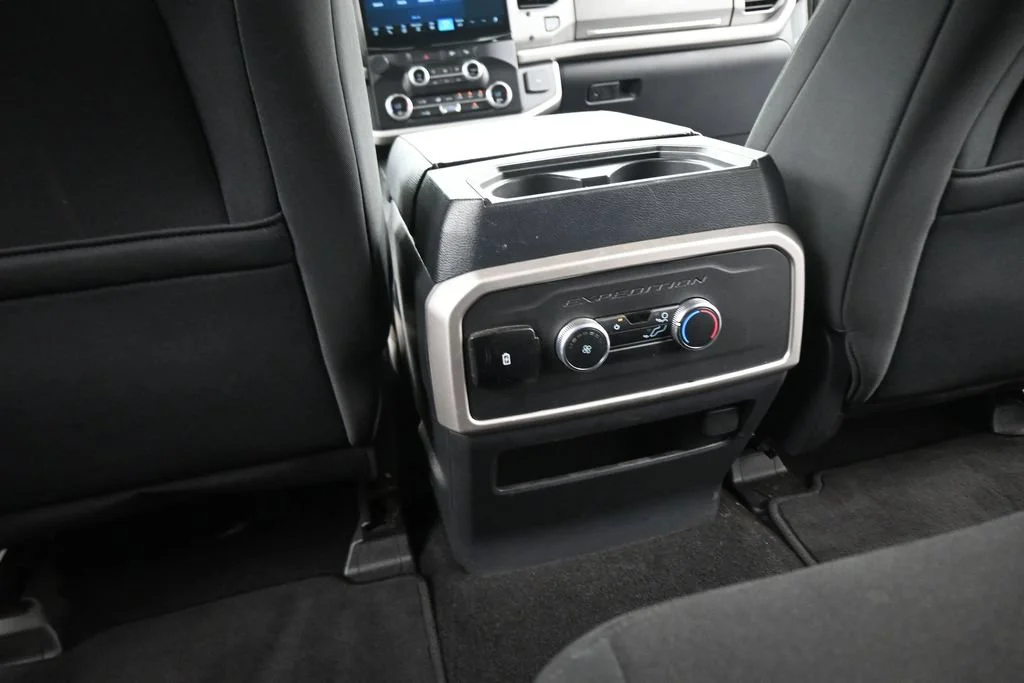 Used 2022 White Ford XL image 43