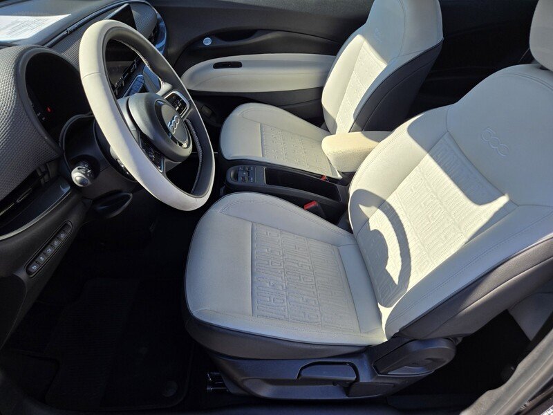Used 2024 Tuxedo Black FIAT MUSIC FWD image 10