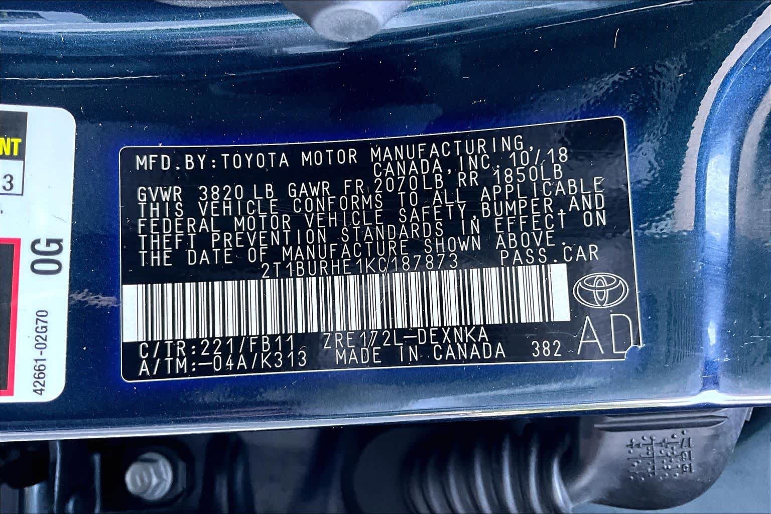 Used 2019 Galactic Aqua Mica Toyota LE image 35