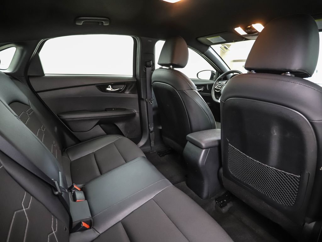 Used 2024 Aurora Black Kia GT-Line image 26
