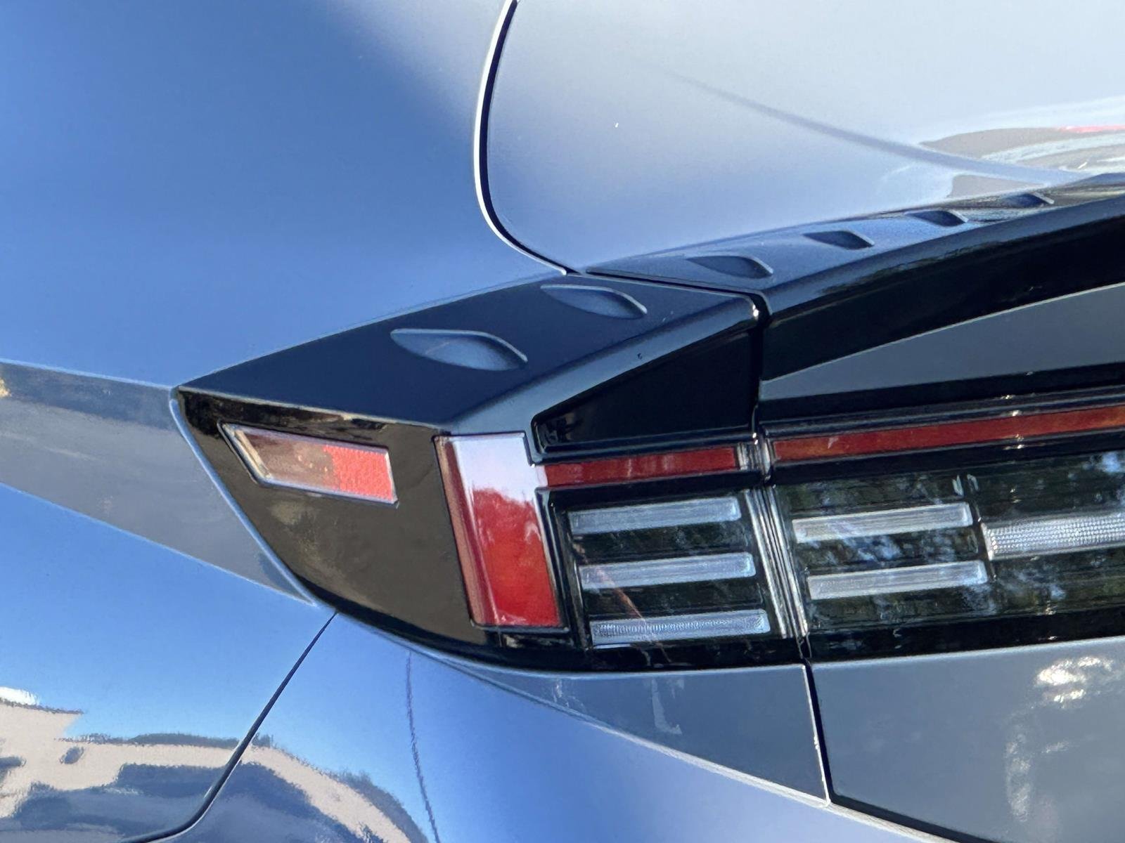2024 Hyundai Sonata Hybrid Limited - Photo 11