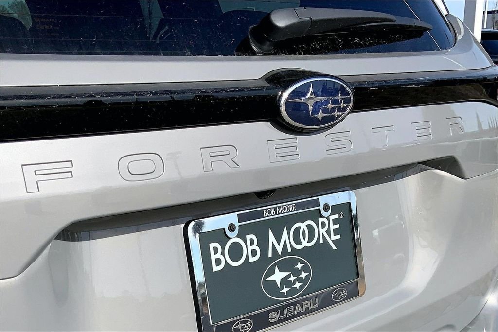 2026 Subaru Forester Premium - Photo 8