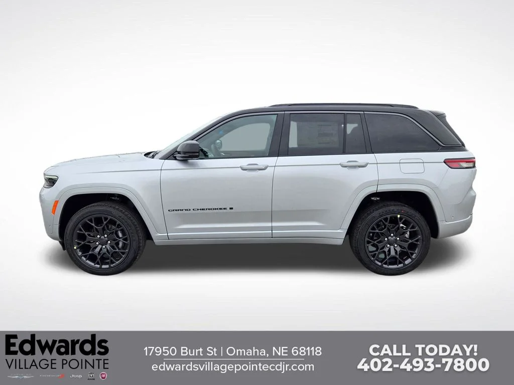 New 2026 Silver Zynith Exterior Paint Jeep Summit image 6