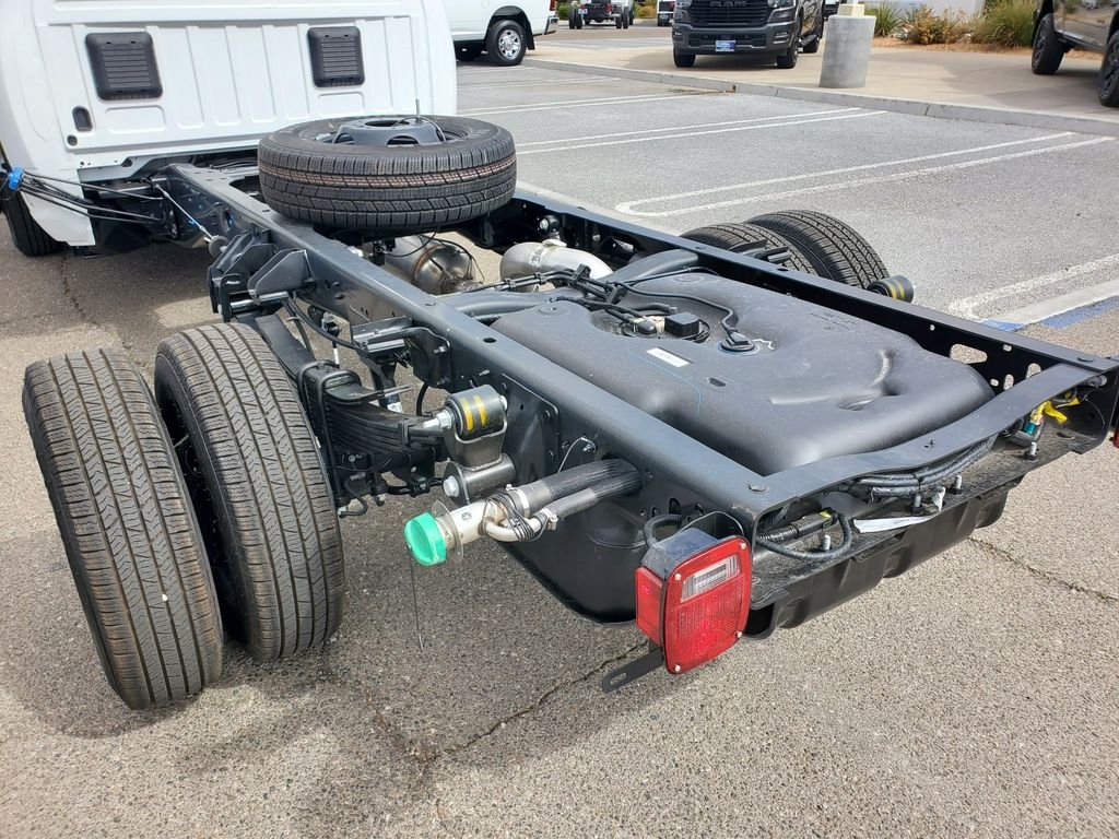 2026 RAM 3500 Chassis Tradesman - Photo 21