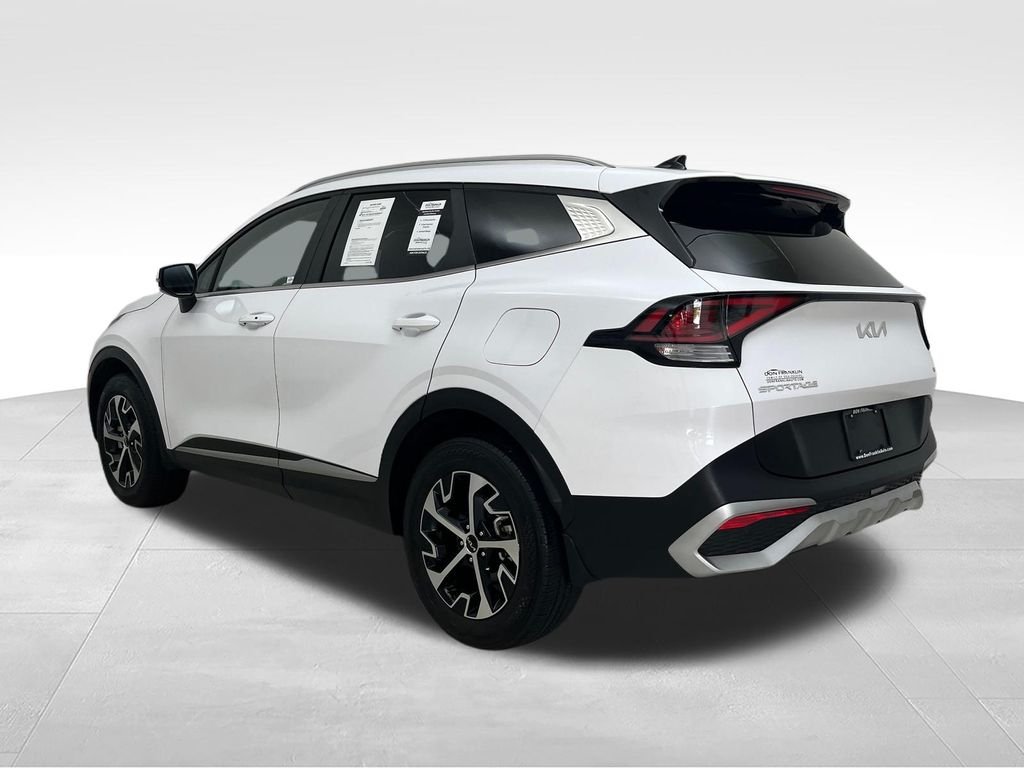 Used 2024 White Kia EX image 3