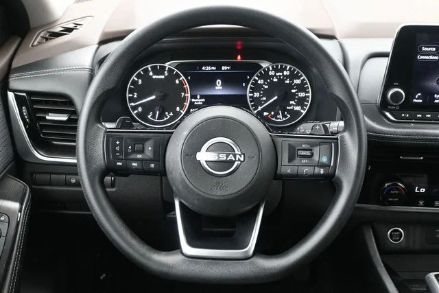 Used 2022 Silver Nissan SV image 22