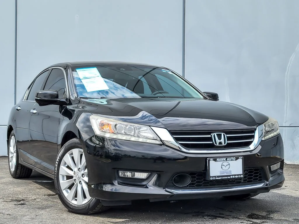 Used 2014 Black Honda Touring image 1