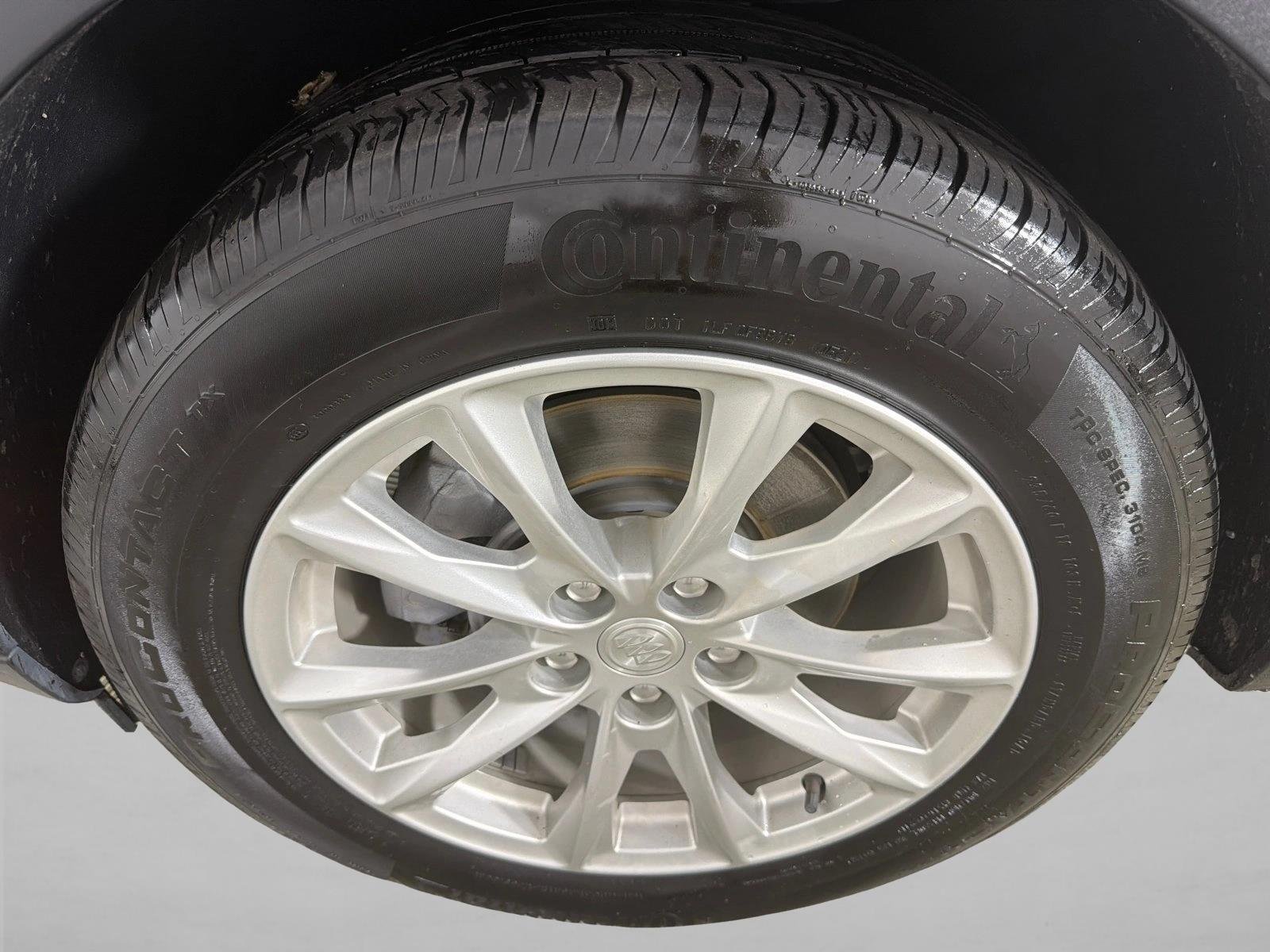 Used 2021 Summit White Buick Preferred image 11