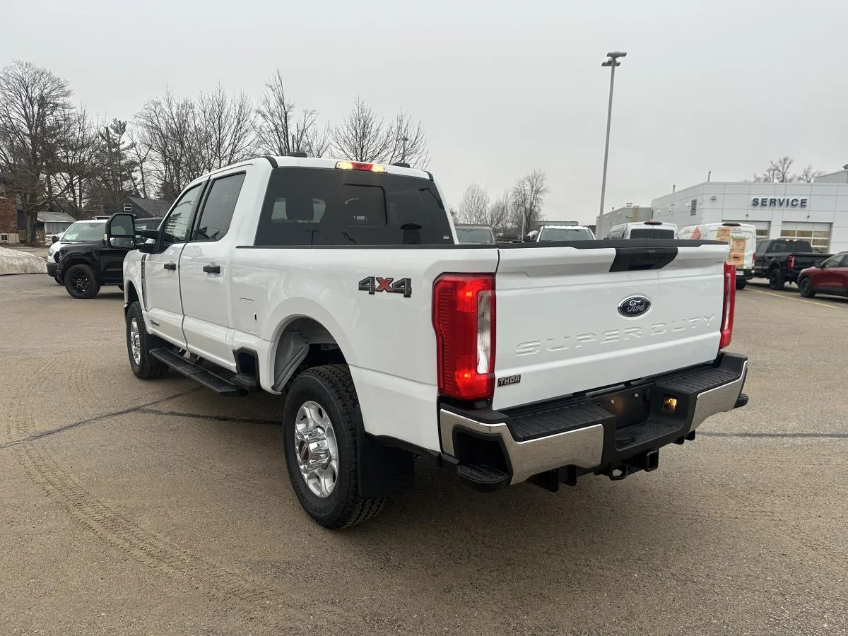 New 2026 White Ford XLT image 8