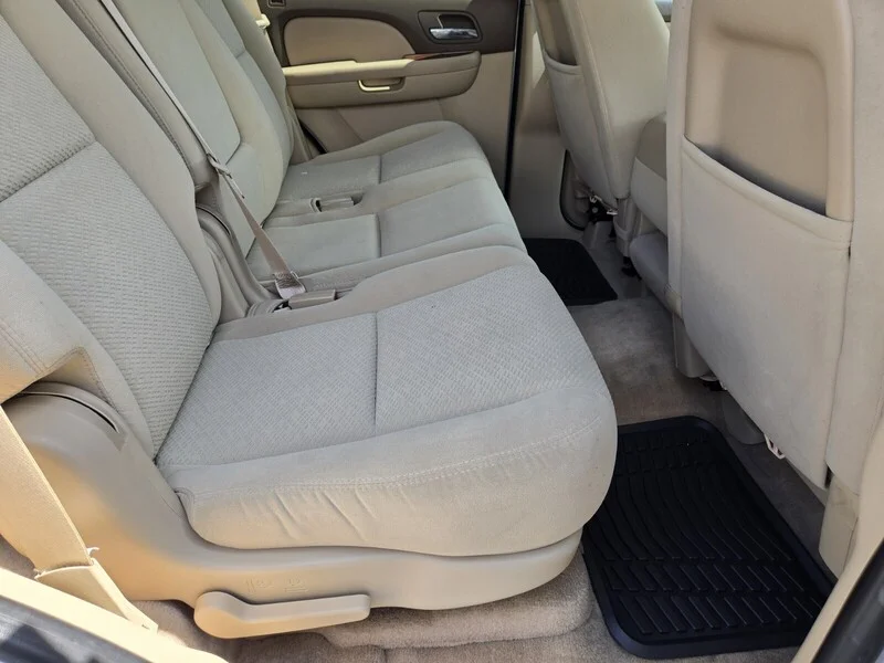 Used 2007 Summit White GMC SLE image 12