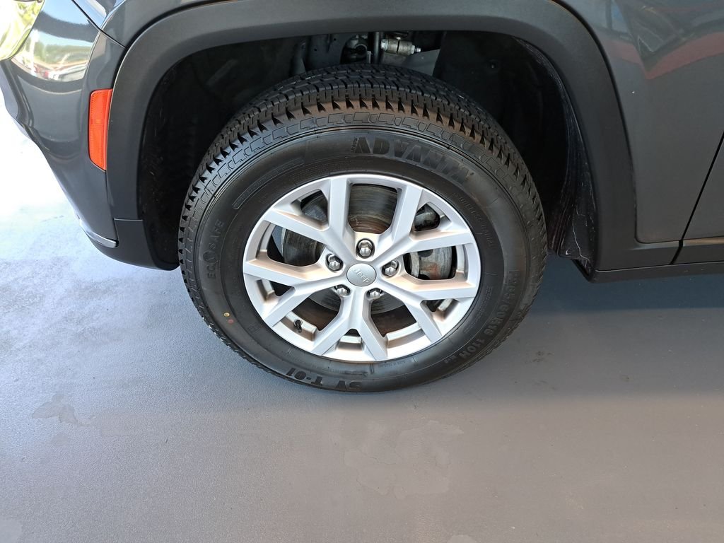 Used 2022 Gray Jeep Limited image 36