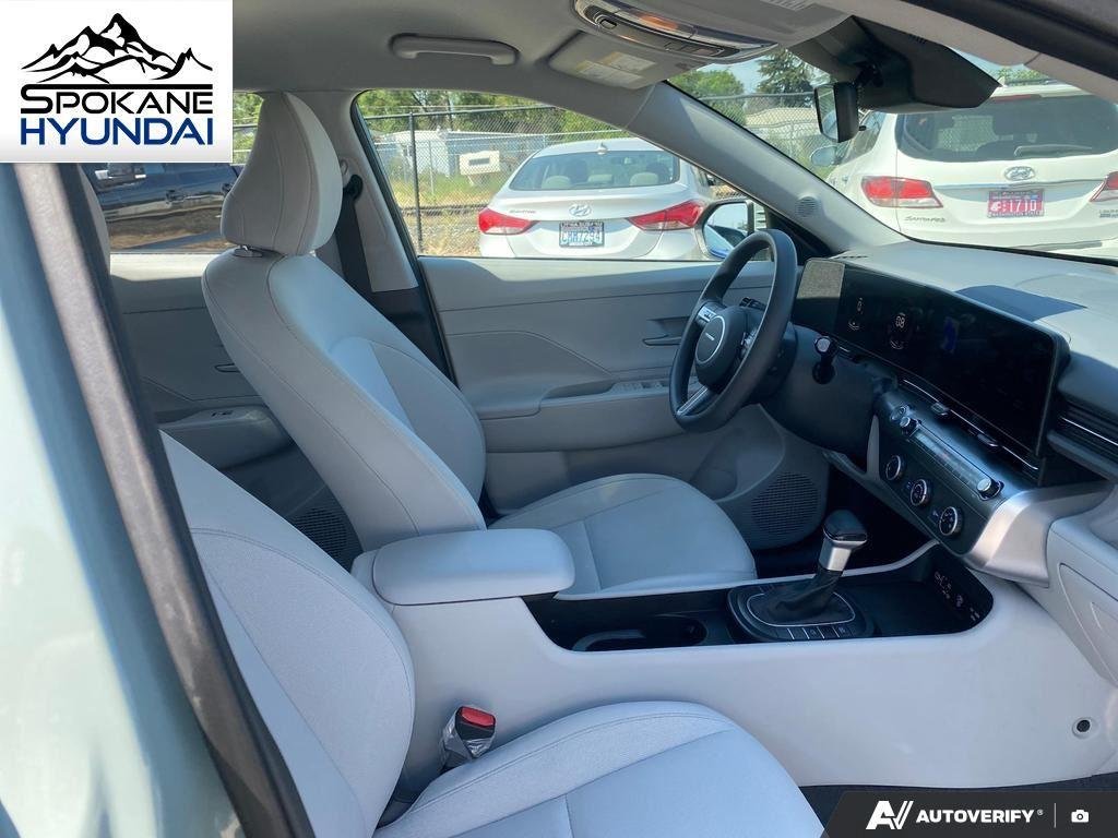Used 2026 Mirage Green Hyundai SE image 25
