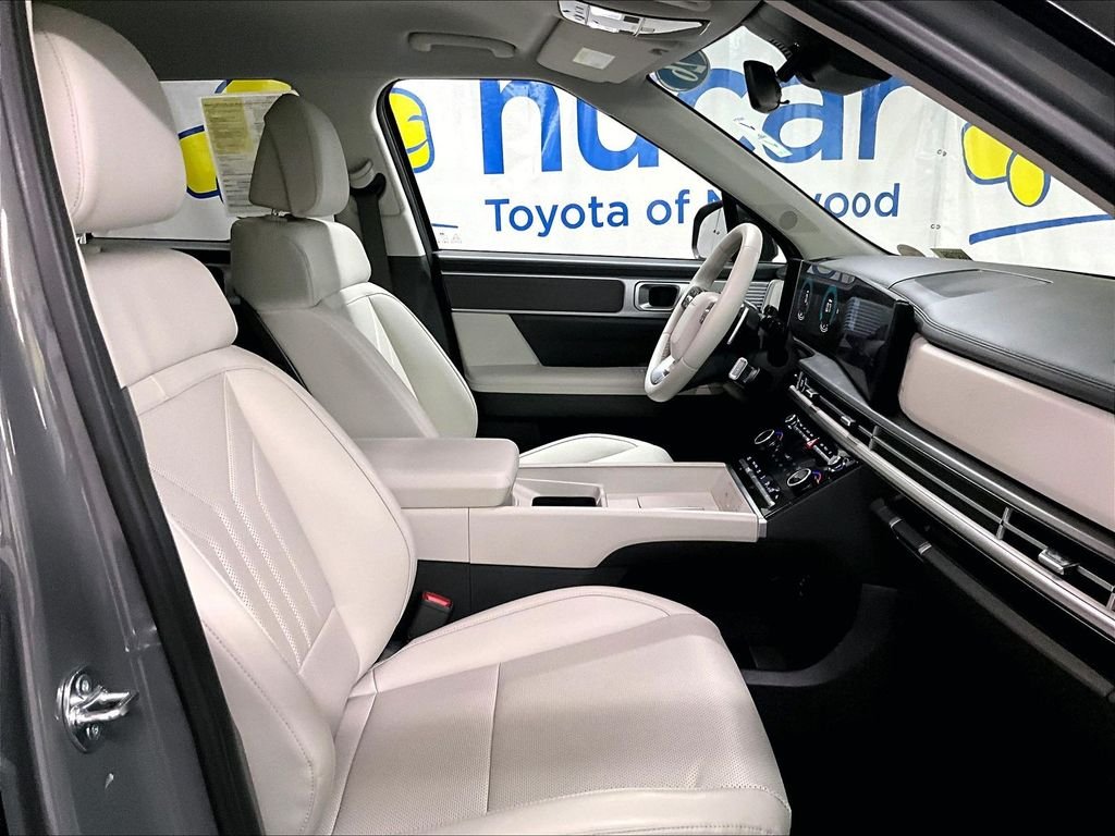 Used 2026 Gray Hyundai SEL image 11