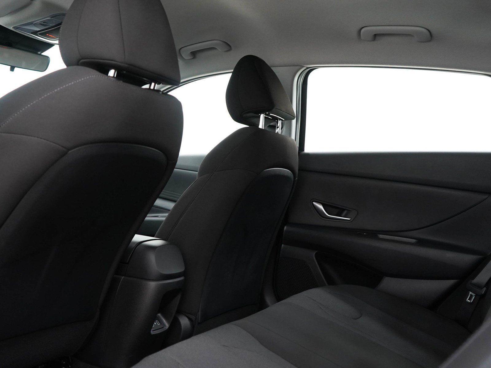 Used 2024 Abyss Black Hyundai SE IVT image 16