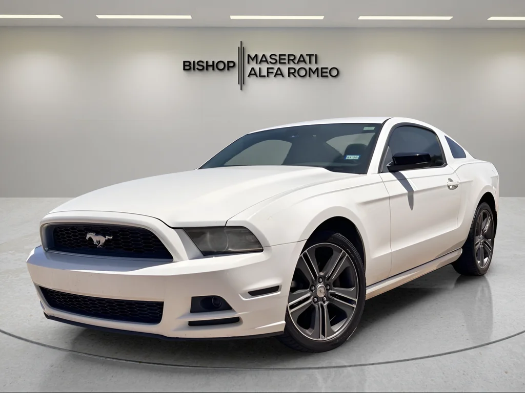 Used 2013 Ford Mustang V6 with VIN 1ZVBP8AMXD5277653 for sale in Hurst, TX
