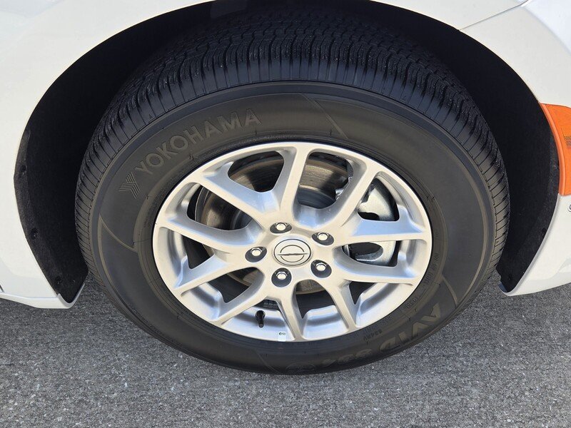 2026 Chrysler Pacifica Select - Photo 18