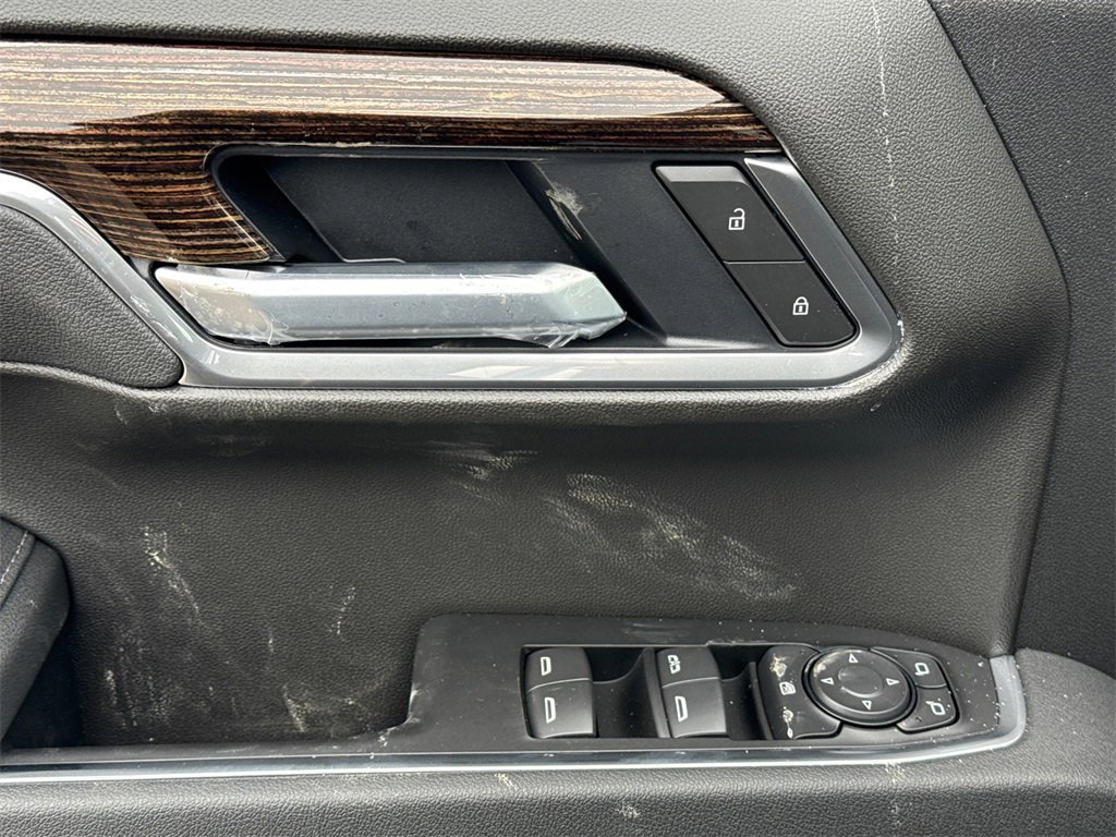 2026 GMC SIERRA - Image 12