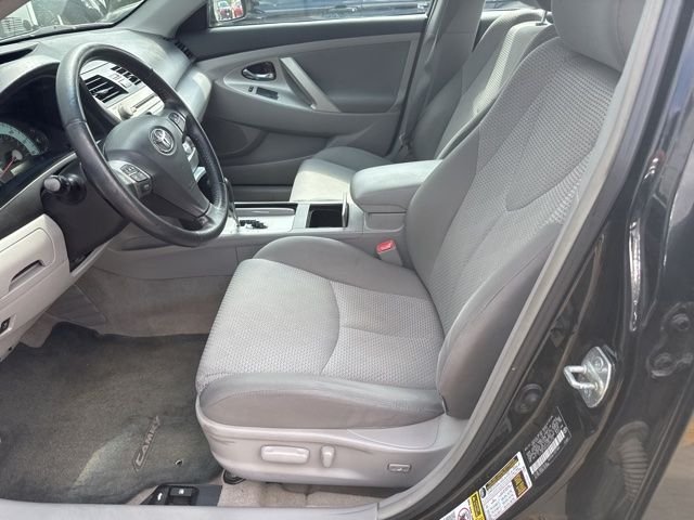 Used 2010  Toyota SE image 3