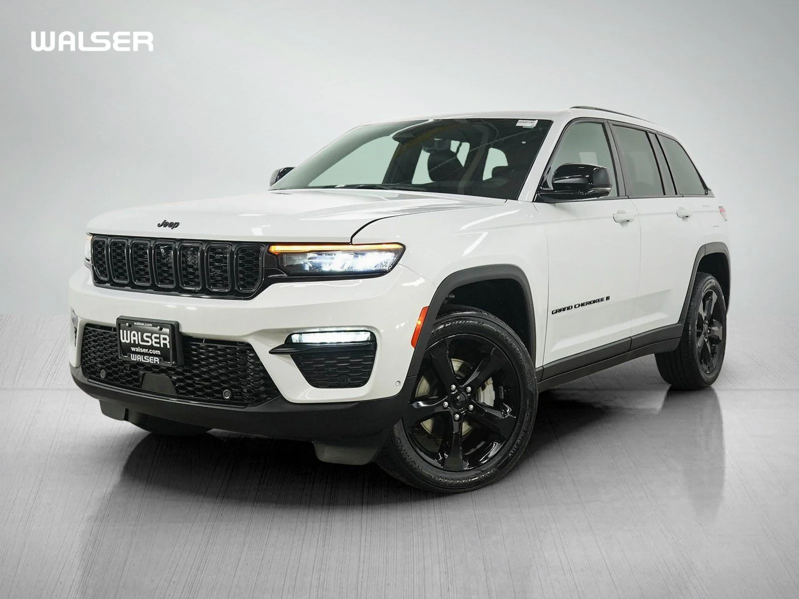 Used 2024 Bright White Clearcoat Jeep Limited image 1