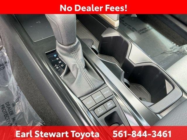Certified Used 2025 LABRADORITE Toyota  image 38