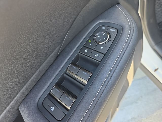 New 2026 Wind Chill Pearl Lexus PREMIUM AWD image 13