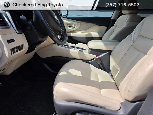 Used 2022 Magnetic Black Pearl Nissan SL image 19